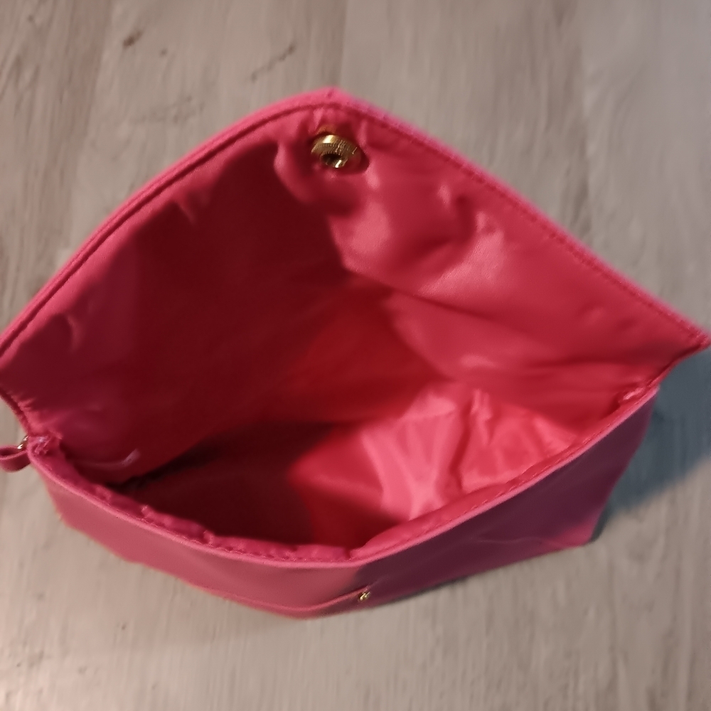 Chic Pink Clutch with Gold Chain - Picture 2 of 4